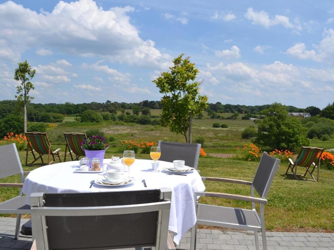 Gites & Tiny Houses Les Hauts De Toulvern Baden Exterior foto