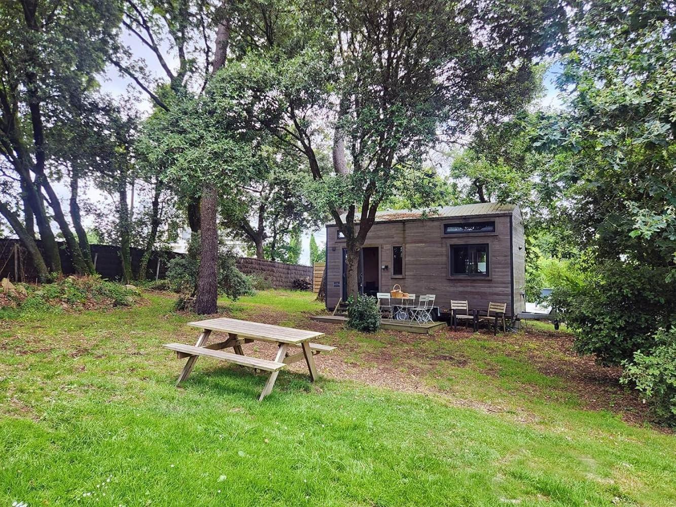 Gites & Tiny Houses Les Hauts De Toulvern Baden Quarto foto