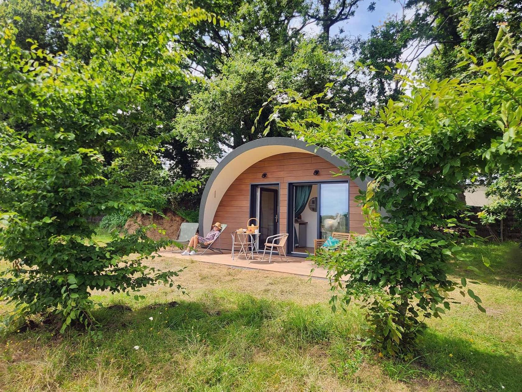 Gites & Tiny Houses Les Hauts De Toulvern Baden Quarto foto