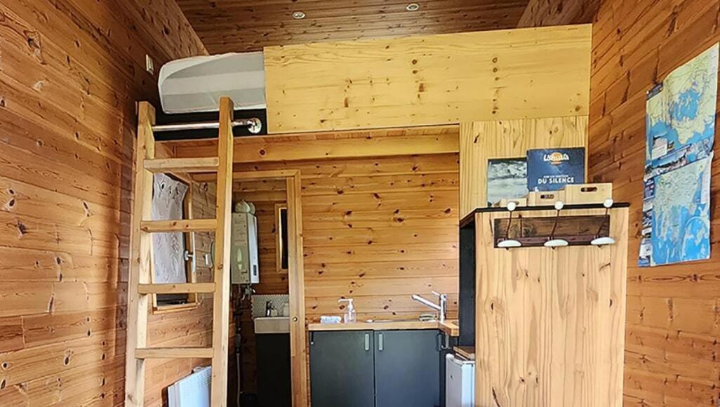 Gites & Tiny Houses Les Hauts De Toulvern Baden Quarto foto